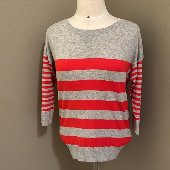 American Eagle Outfitters Orange and Grey Strip Faux VNeck Sweater Size Medium - Picture 1 of 4